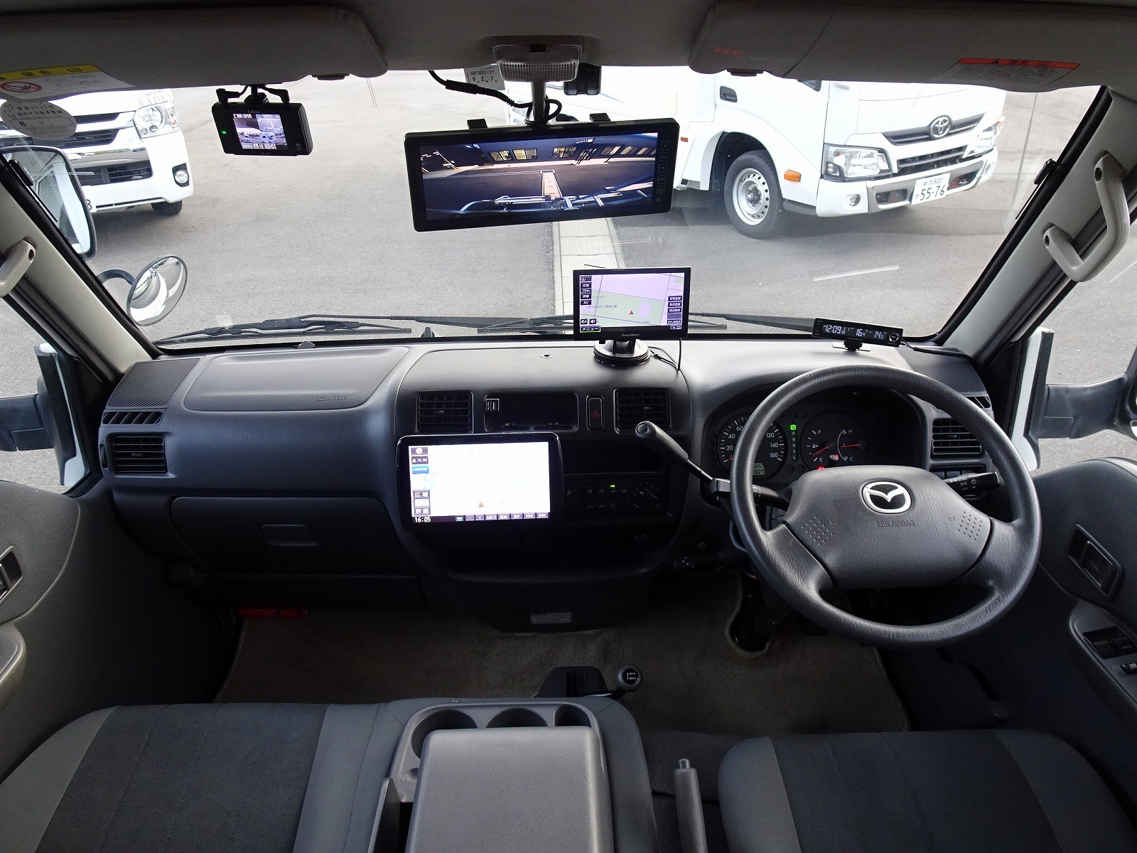 キャンピングカー キャブコン ﾎﾞﾝｺﾞ AtoZ ｱﾐﾃｨﾘﾐﾃｯﾄﾞ 窓AC 4WD