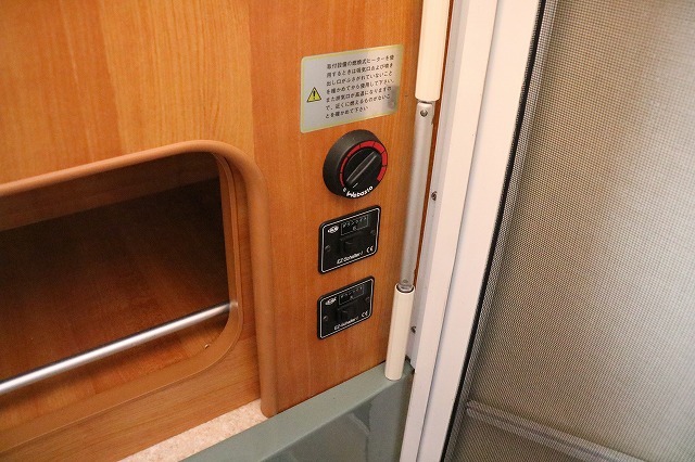 キャンピングカー キャブコン ｶﾑﾛｰﾄﾞﾊﾞﾝﾃｯｸ ｼﾞﾙ480ｽｷｯﾌﾟ 家庭用AC