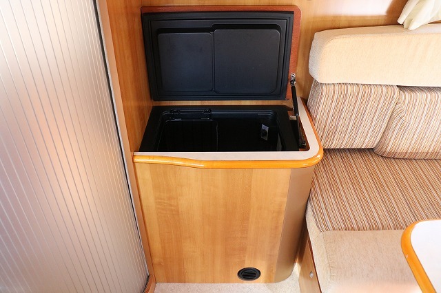 キャンピングカー キャブコン ｶﾑﾛｰﾄﾞﾊﾞﾝﾃｯｸ ｼﾞﾙ480ｽｷｯﾌﾟ 家庭用AC