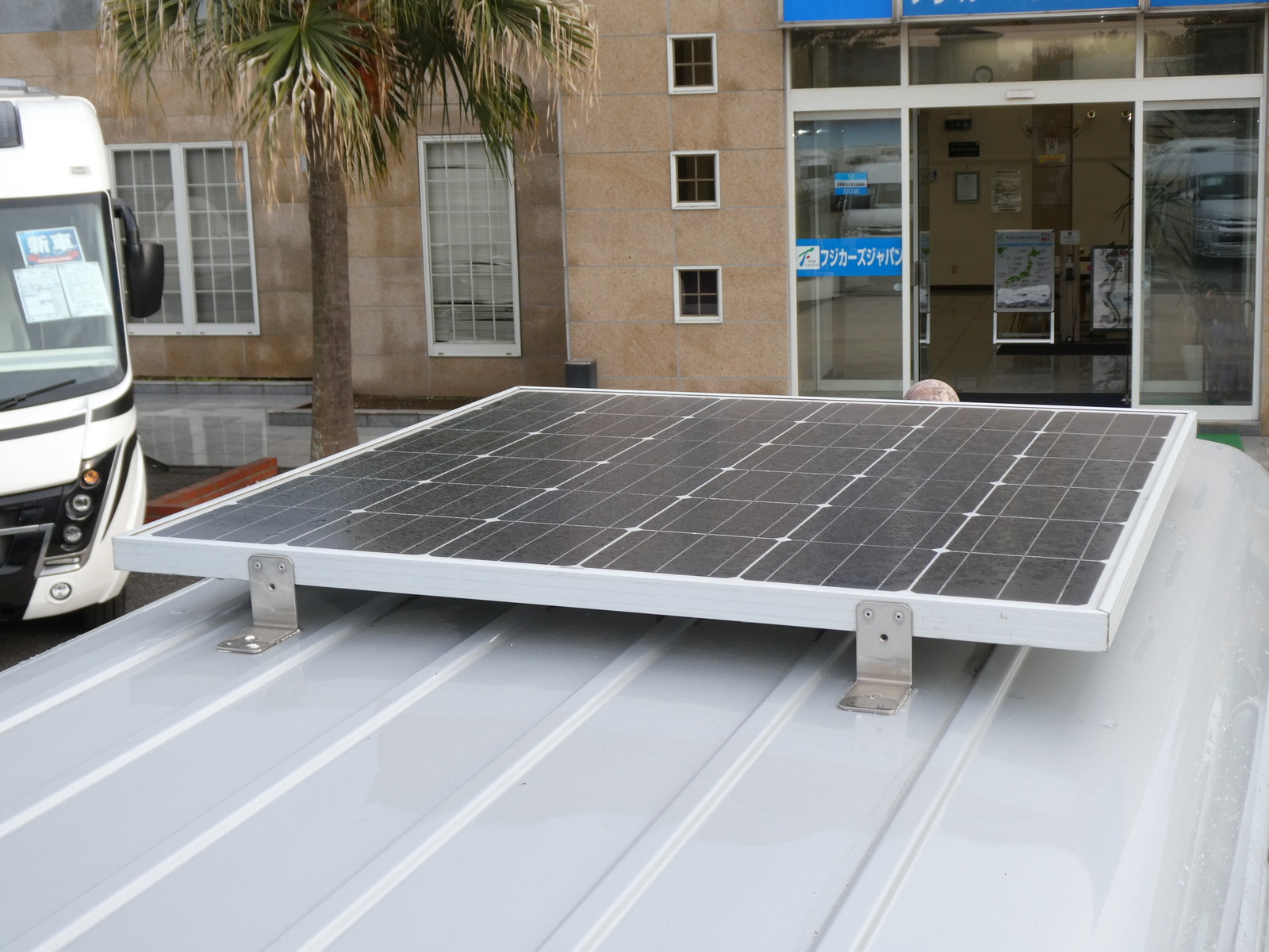 キャンピングカー バンコン ﾊｲｴｰｽ ﾘﾝｴｲ ﾊﾞｶﾝﾁｪｽﾌﾟﾗｲﾍﾞｰﾄ