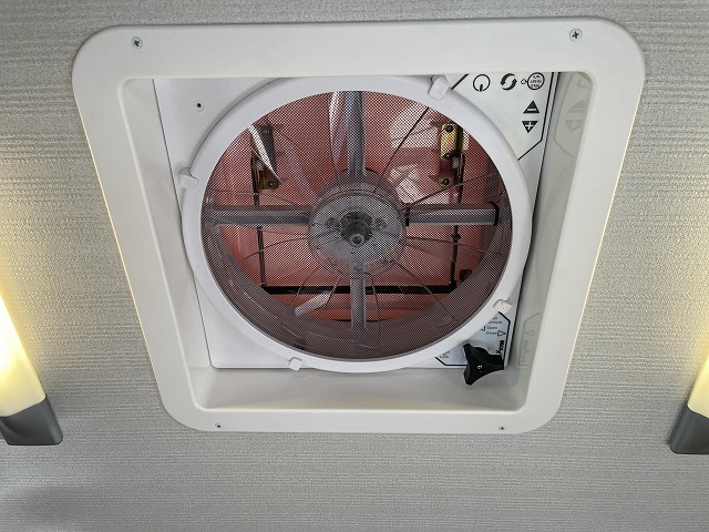 キャンピングカー キャブコン ｶﾑﾛｰﾄﾞ ﾖｺﾊﾏﾓｰﾀｰｾｰﾙｽ ﾍｽﾃｨｱ 4WD