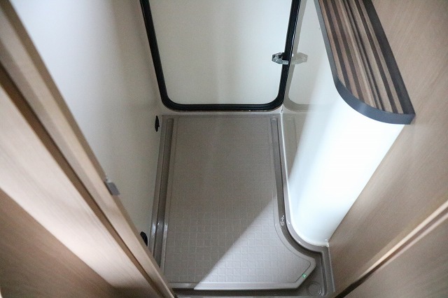 キャンピングカー キャブコン ｶﾑﾛｰﾄﾞ ﾊﾞﾝﾃｯｸ ｺﾙﾄﾞﾊﾞﾝｸｽ 4WD