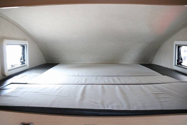 キャンピングカー キャブコン ｶﾑﾛｰﾄﾞ ﾊﾞﾝﾃｯｸ ｺﾙﾄﾞﾊﾞﾝｸｽ 4WD