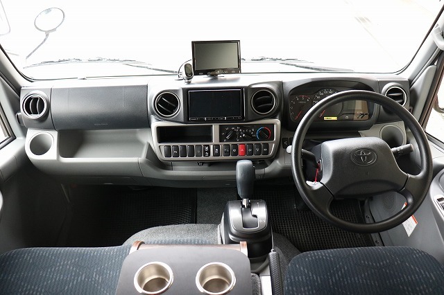 キャンピングカー キャブコン ｶﾑﾛｰﾄﾞ ﾊﾞﾝﾃｯｸ ｺﾙﾄﾞﾊﾞﾝｸｽ 4WD