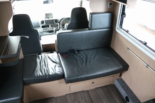 キャンピングカー キャブコン ｶﾑﾛｰﾄﾞ ﾊﾞﾝﾃｯｸ ｺﾙﾄﾞﾊﾞﾝｸｽ 4WD