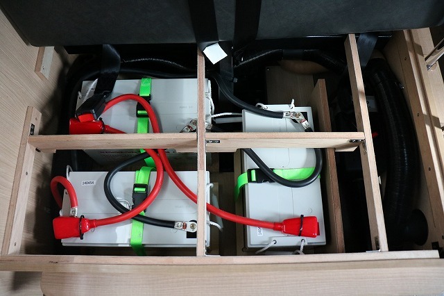 キャンピングカー キャブコン ｶﾑﾛｰﾄﾞ ﾊﾞﾝﾃｯｸ ｺﾙﾄﾞﾊﾞﾝｸｽ 4WD