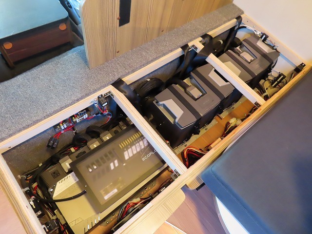 キャンピングカー キャブコン ｶﾑﾛｰﾄﾞ ﾊﾞﾝﾃｯｸ ｼﾞﾙ520ｲﾘｽ 4WD