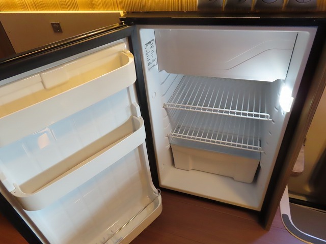 キャンピングカー キャブコン ｶﾑﾛｰﾄﾞ ﾊﾞﾝﾃｯｸ ｼﾞﾙ520ｲﾘｽ 4WD