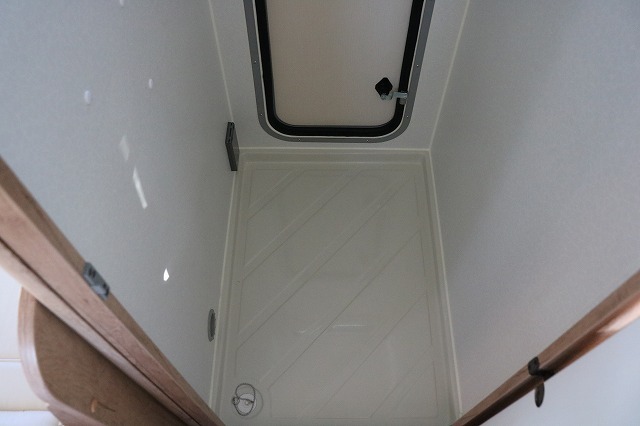 キャンピングカー キャブコン ｶﾑﾛｰﾄﾞ ﾅｯﾂRVｸﾚｱ5.3Xﾊｲﾊﾟｰｴﾎﾞ4WD