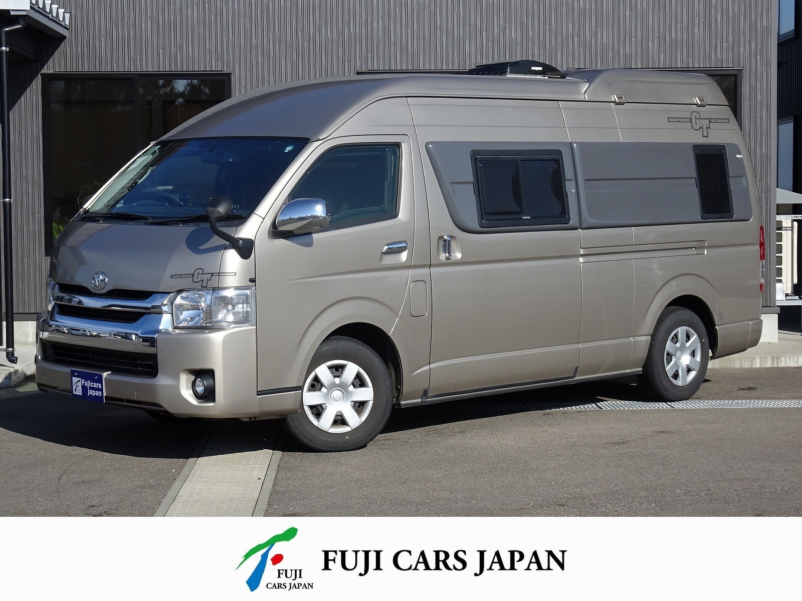 キャンピングカー バンコン ハイエース トイファクトリー GTグランデ 4WD