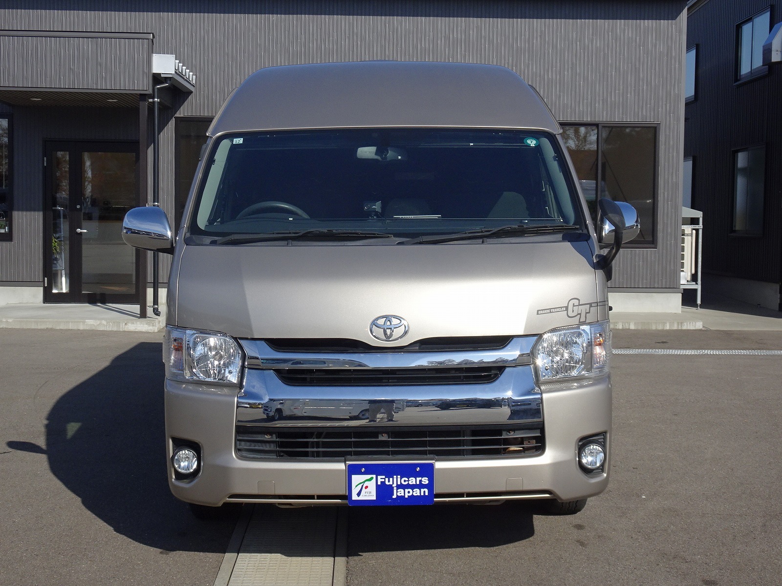 キャンピングカー バンコン ﾊｲｴｰｽ ﾄｲﾌｧｸﾄﾘｰ GTｸﾞﾗﾝﾃﾞ 4WD