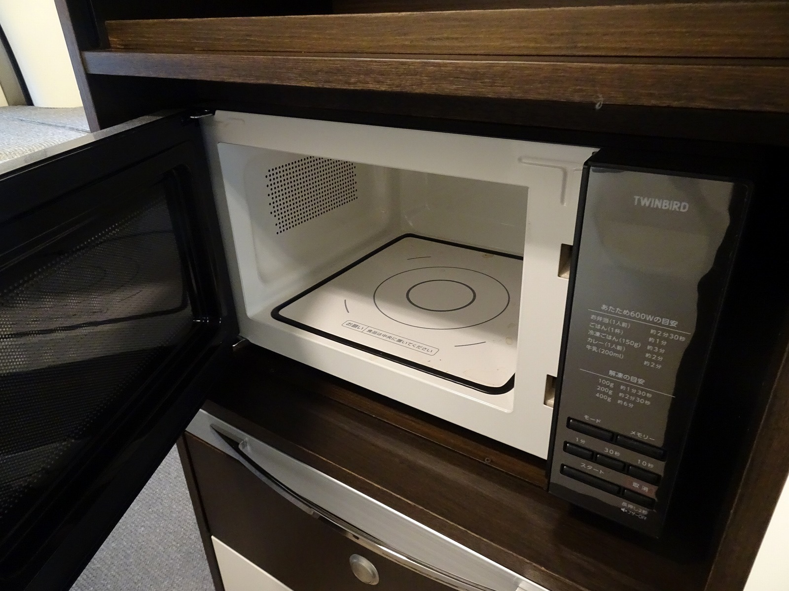 キャンピングカー バンコン ﾊｲｴｰｽ ﾄｲﾌｧｸﾄﾘｰ GTｸﾞﾗﾝﾃﾞ 4WD