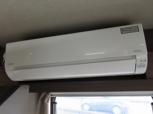 キャンピングカー キャブコン ｶﾑﾛｰﾄﾞ ｸﾚｱ5.3Xｴﾎﾞﾘｭｰｼｮﾝ　ﾘｱWﾀｲﾔ