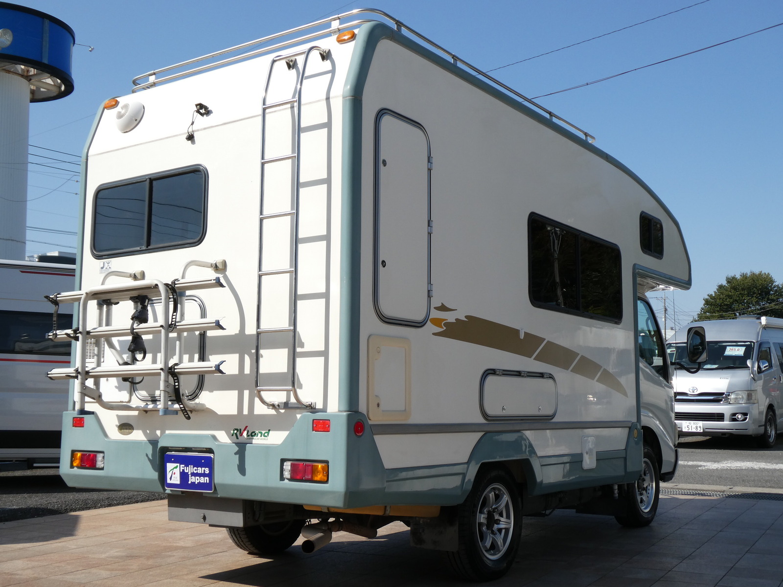 キャンピングカー キャブコン ﾊﾞﾝﾃｯｸ ﾚｵ　ﾙｰﾌｴｱｺﾝ　発電機　ﾎﾞｲﾗｰ