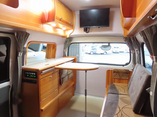 キャンピングカー バンコン ﾀｳﾝｴｰｽ ﾀｺｽ ﾊﾅ FFﾋｰﾀｰ 走行充電