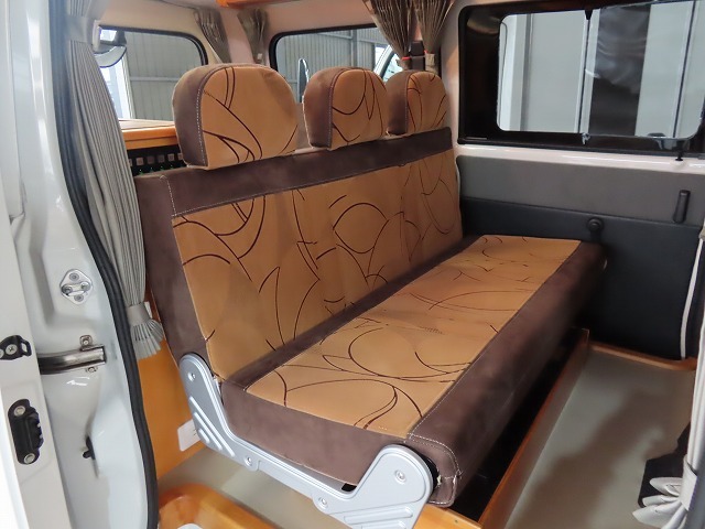 キャンピングカー バンコン ﾀｳﾝｴｰｽ ﾀｺｽ ﾊﾅ FFﾋｰﾀｰ 走行充電