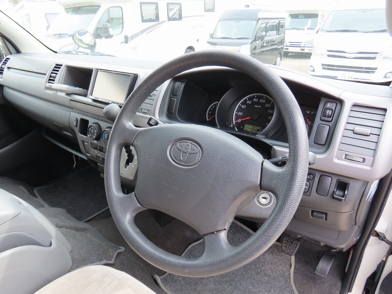 キャンピングカー バンコン ﾚｼﾞｱｽｴｰｽ　RVﾋﾞｯｸﾌｯﾄ製　ｱﾙｶﾃﾞｨｱ 4WD