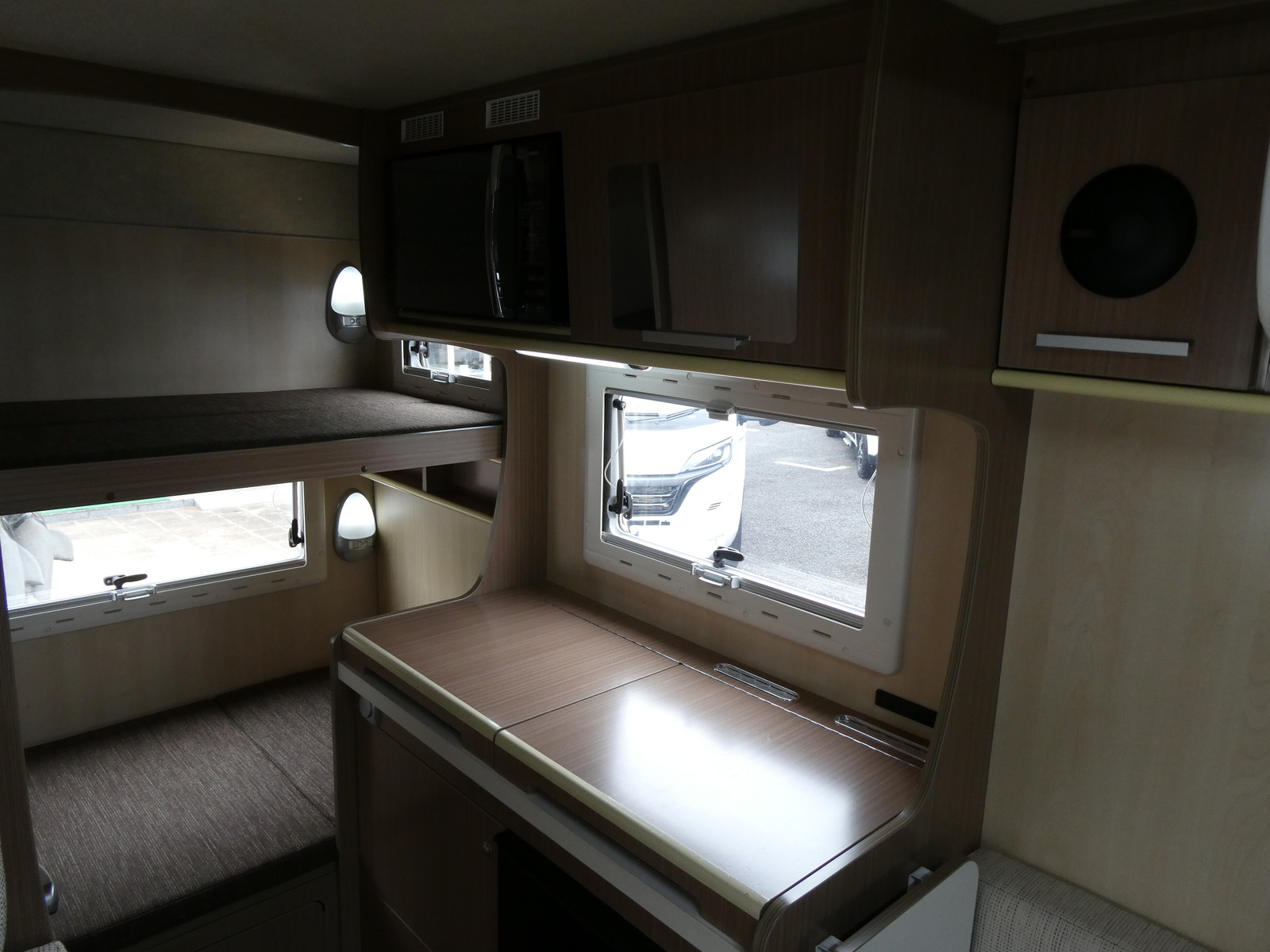 キャンピングカー キャブコン ﾊﾞﾝﾃｯｸ ｺﾙﾄﾞﾊﾞﾝｸｽ　軽油　家庭用ｴｱｺﾝ　FF