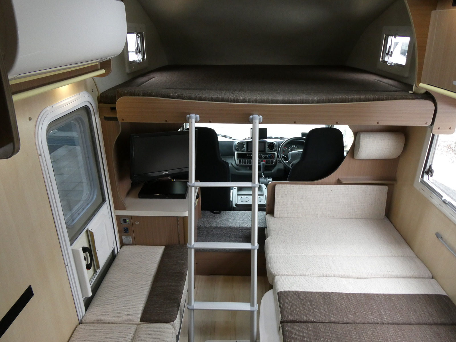 キャンピングカー キャブコン ﾊﾞﾝﾃｯｸ ｺﾙﾄﾞﾊﾞﾝｸｽ　軽油　家庭用ｴｱｺﾝ　FF