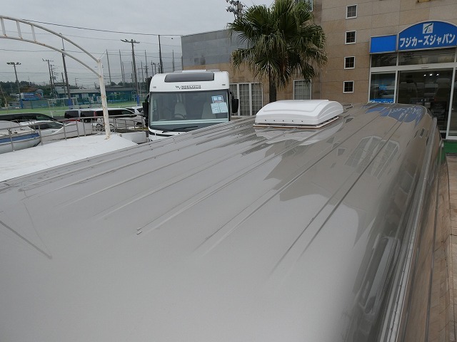 キャンピングカー バンコン ﾊｲｴｰｽ ﾚｸﾋﾞｨ ｲｽﾞﾑ 4WD