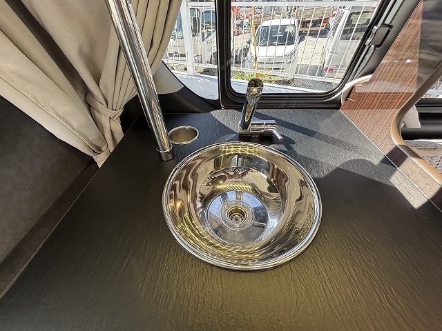 キャンピングカー バンコン ﾊｲｴｰｽ ｱﾈｯｸｽ ﾘｺﾙｿ