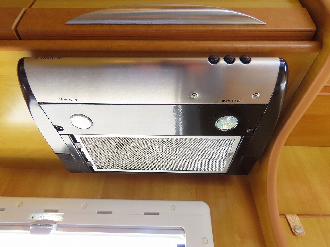 キャンピングカー キャブコン ｶﾑﾛｰﾄﾞ ﾊﾞﾝﾃｯｸ製　ｼﾞﾙ520