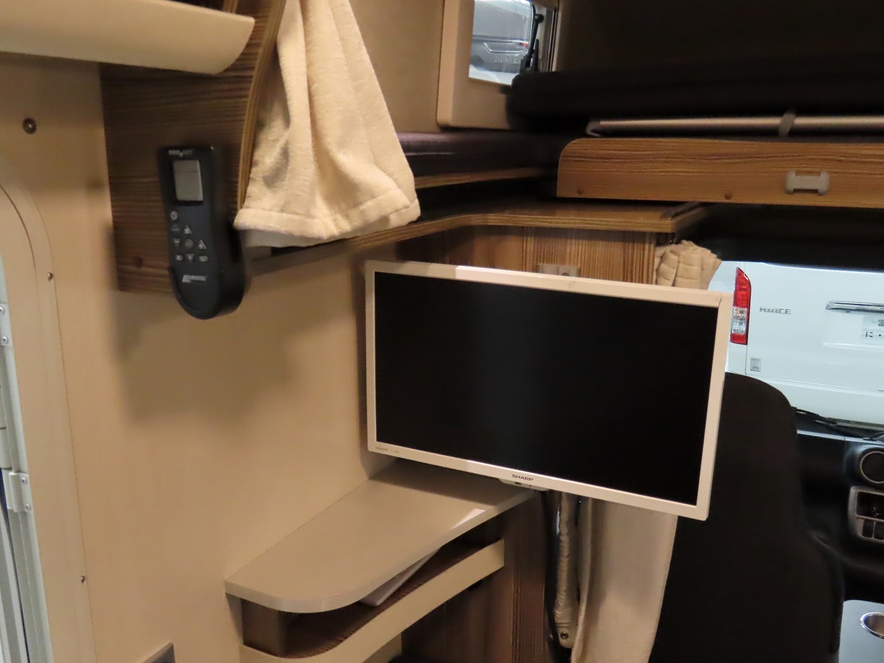 キャンピングカー キャブコン ｶﾑﾛｰﾄﾞ ﾊﾞﾝﾃｯｸ ｼﾞﾙ520 4WD