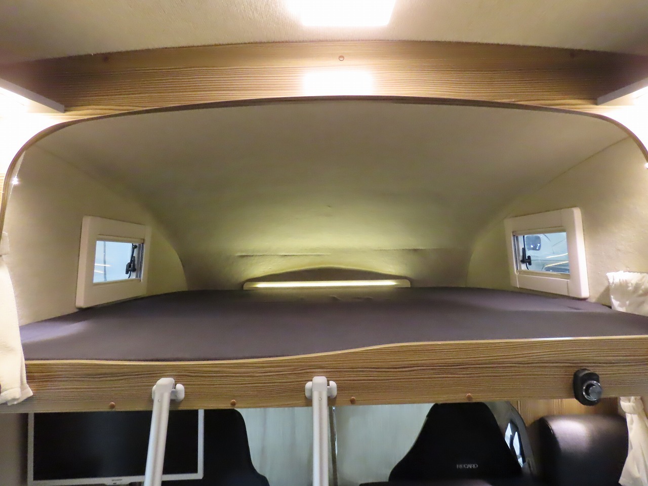 キャンピングカー キャブコン ｶﾑﾛｰﾄﾞ ﾊﾞﾝﾃｯｸ ｼﾞﾙ520 4WD