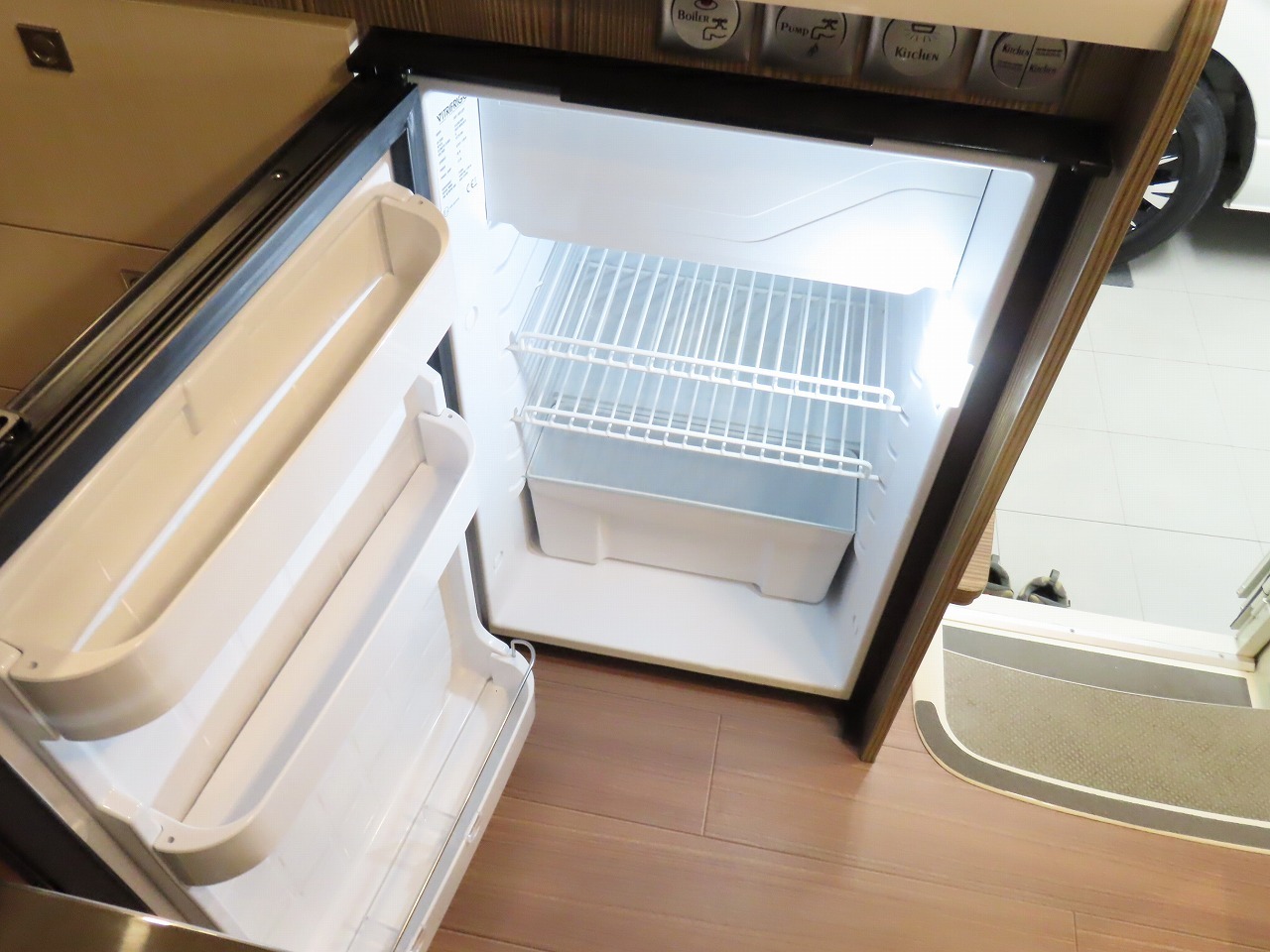 キャンピングカー キャブコン ｶﾑﾛｰﾄﾞ ﾊﾞﾝﾃｯｸ ｼﾞﾙ520 4WD