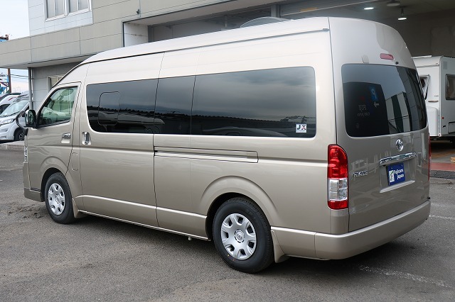 キャンピングカー バンコン ﾊｲｴｰｽ ﾚｸﾋﾞｨ ﾌｧｲﾌﾞｽﾀｰ 4WD