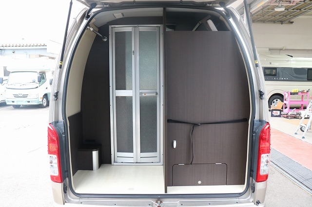 キャンピングカー バンコン ﾊｲｴｰｽ ﾚｸﾋﾞｨ ﾌｧｲﾌﾞｽﾀｰ 4WD