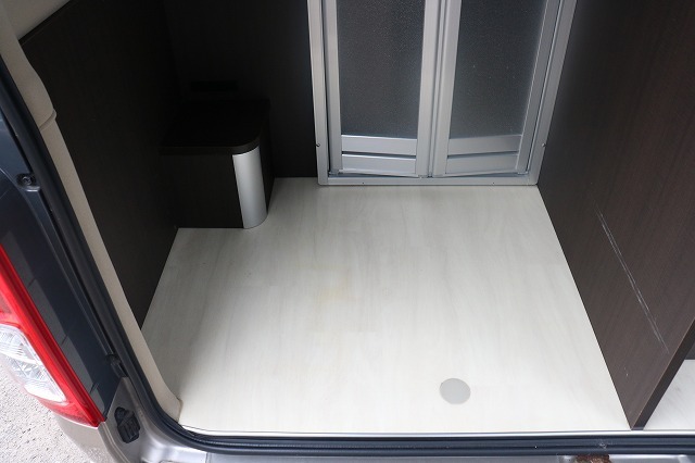 キャンピングカー バンコン ﾊｲｴｰｽ ﾚｸﾋﾞｨ ﾌｧｲﾌﾞｽﾀｰ 4WD