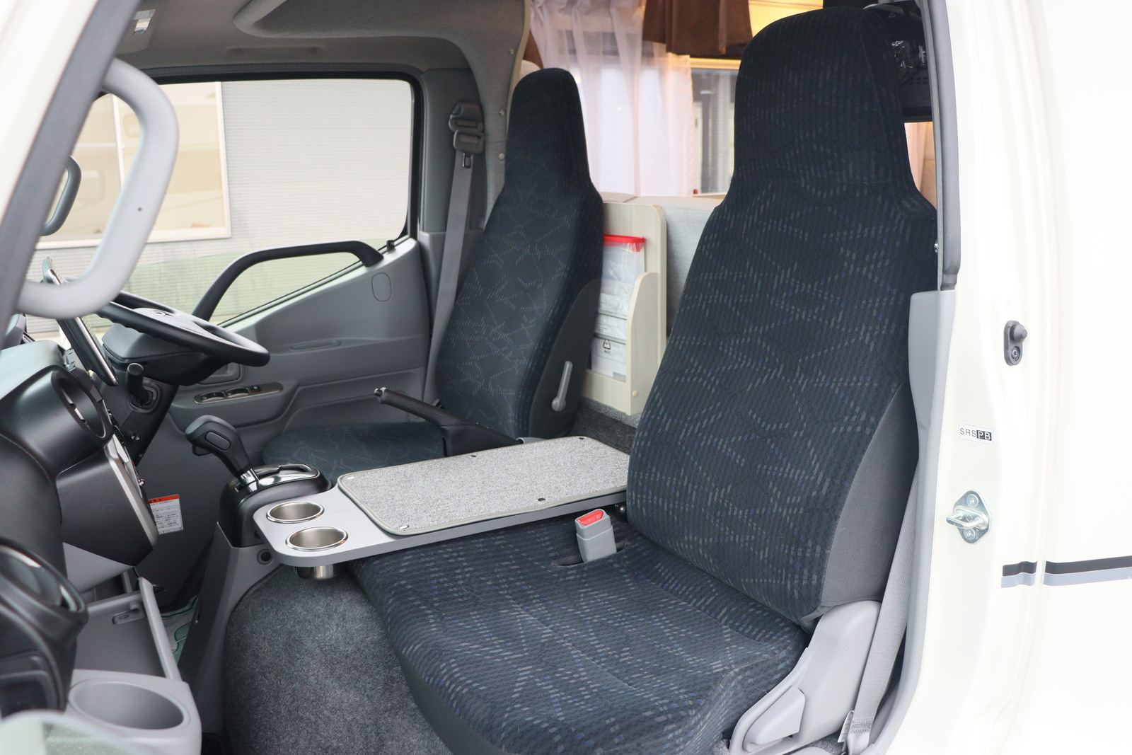 キャンピングカー キャブコン ｶﾑﾛｰﾄﾞ ｱﾈｯｸｽ ﾘﾊﾞﾃｨ52DB