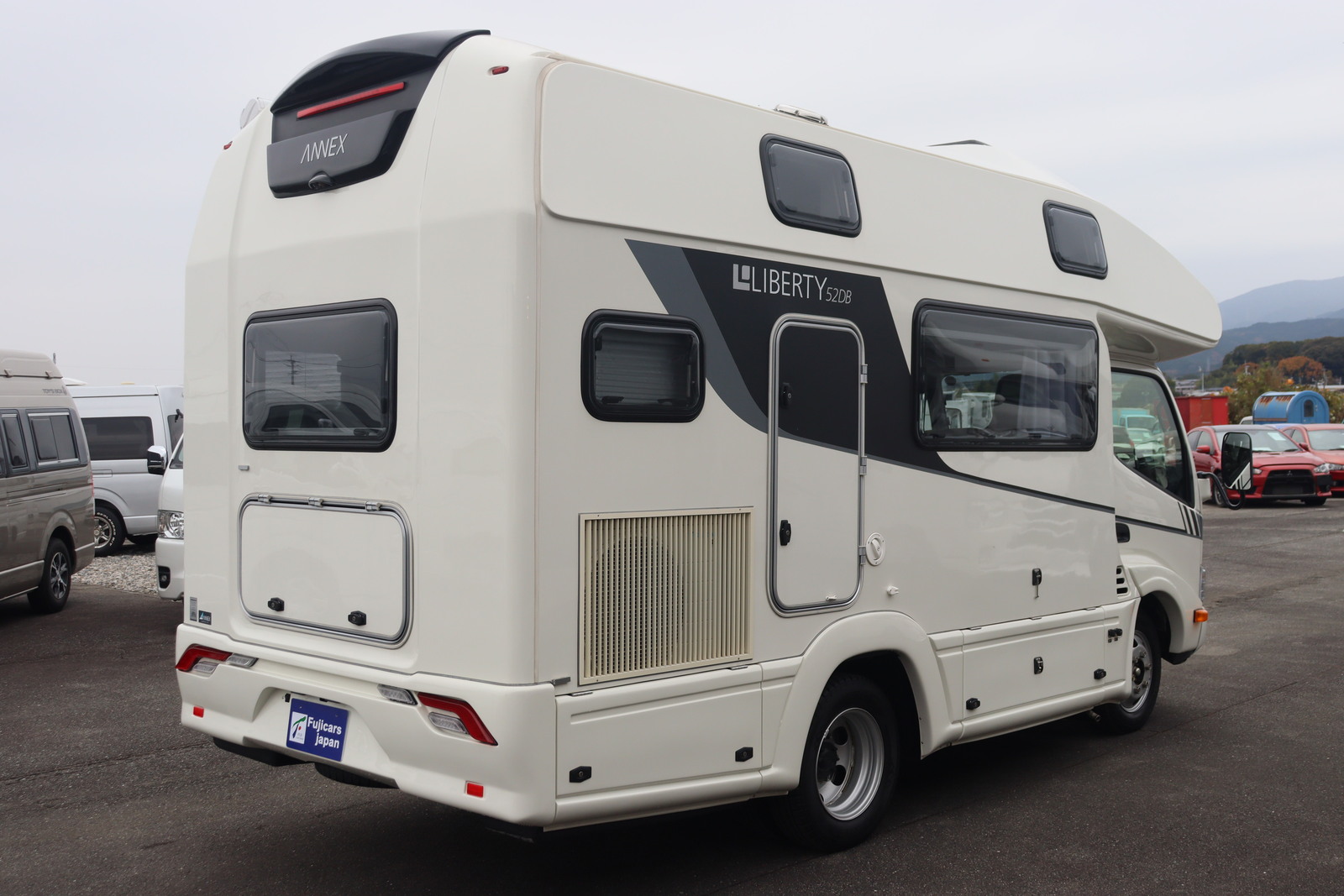 キャンピングカー キャブコン ｶﾑﾛｰﾄﾞ ｱﾈｯｸｽ ﾘﾊﾞﾃｨ52DB