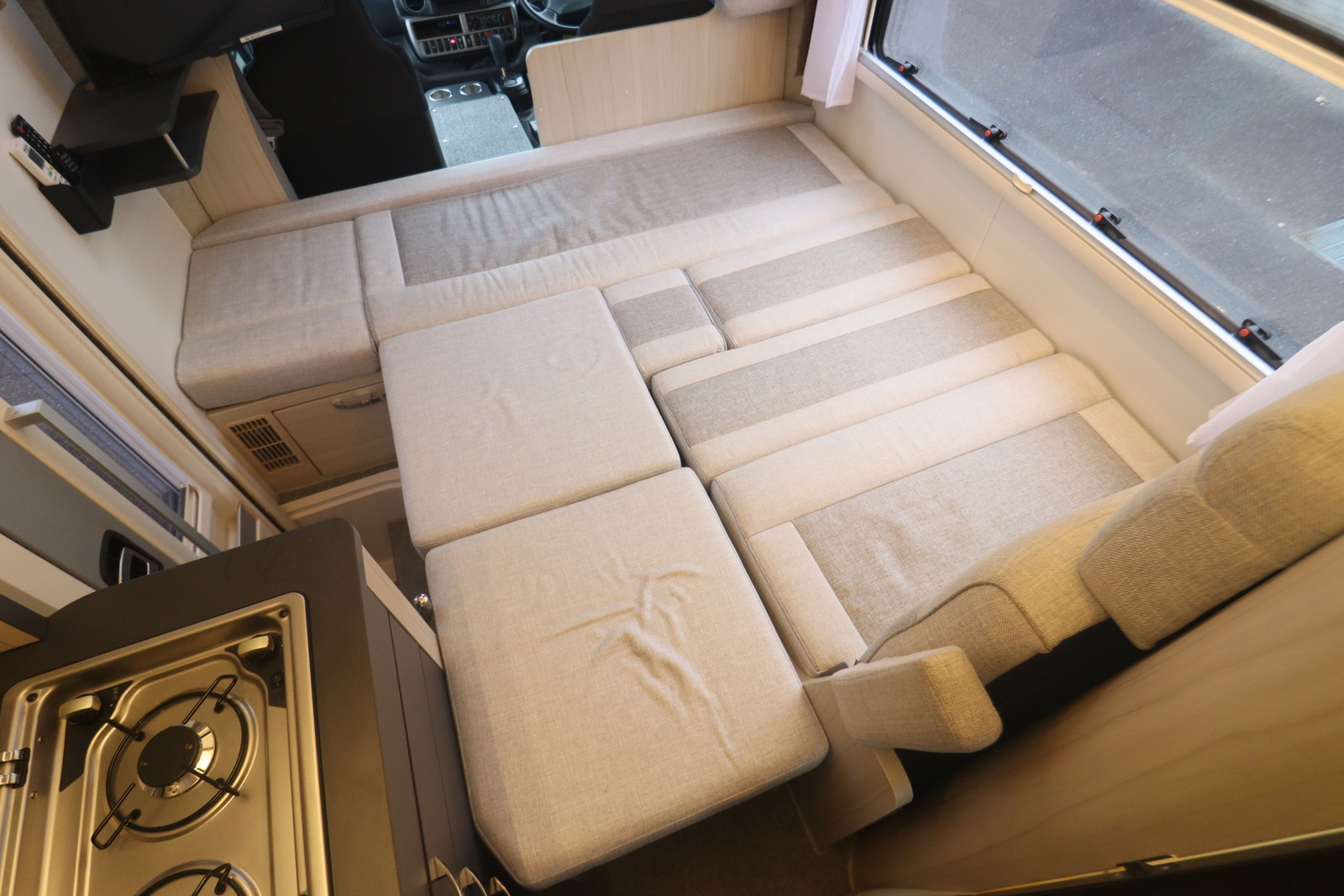 キャンピングカー キャブコン ｶﾑﾛｰﾄﾞ ｱﾈｯｸｽ ﾘﾊﾞﾃｨ52DB