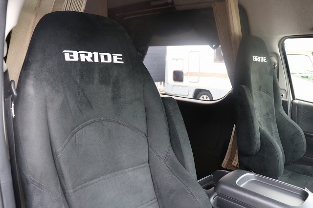 キャンピングカー バンコン ﾊｲｴｰｽ OMC 銀河 4WD　家庭用ｴｱｺﾝ