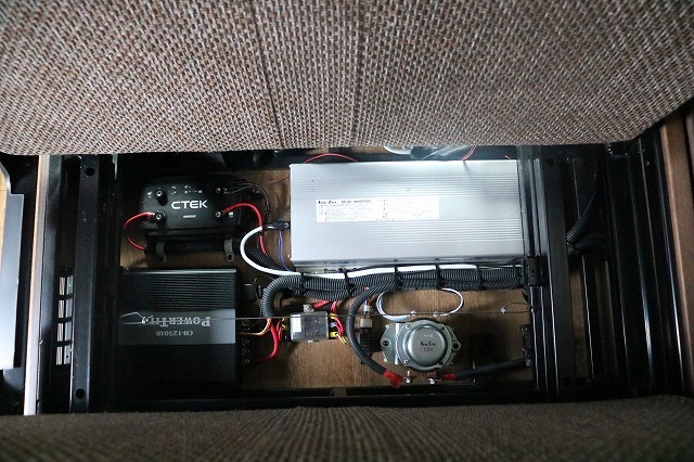 キャンピングカー キャブコン ﾎﾞﾝｺﾞ AtoZ ｱﾚﾝ･ﾊｲ 4WD　