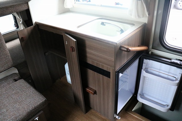 キャンピングカー キャブコン ﾎﾞﾝｺﾞ AtoZ ｱﾚﾝ･ﾊｲ 4WD　