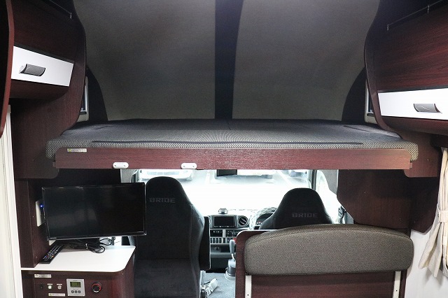 キャンピングカー キャブコン ｶﾑﾛｰﾄﾞﾅｯﾂRVｸﾚｱ5.3Xｴﾎﾞﾘｭｰｼｮﾝ4WD