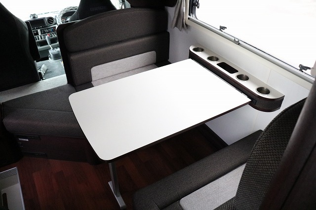 キャンピングカー キャブコン ｶﾑﾛｰﾄﾞﾅｯﾂRVｸﾚｱ5.3Xｴﾎﾞﾘｭｰｼｮﾝ4WD