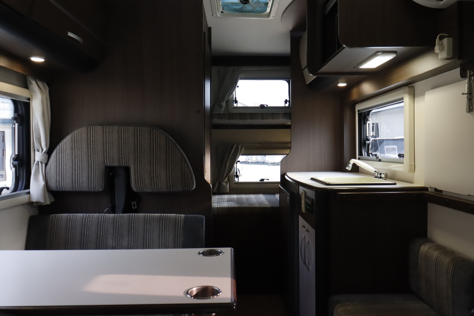 キャンピングカー キャブコン ｶﾑﾛｰﾄﾞ 東和 ｳﾞｫｰﾝｽﾞｨｰﾍﾞﾝ