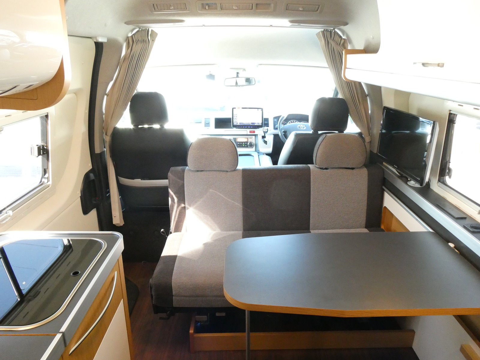 キャンピングカー バンコン ﾄｲﾌｧｸﾄﾘｰGTｸﾞﾗﾝﾃﾞ 家ｴｱｺﾝ FF暖房4WD