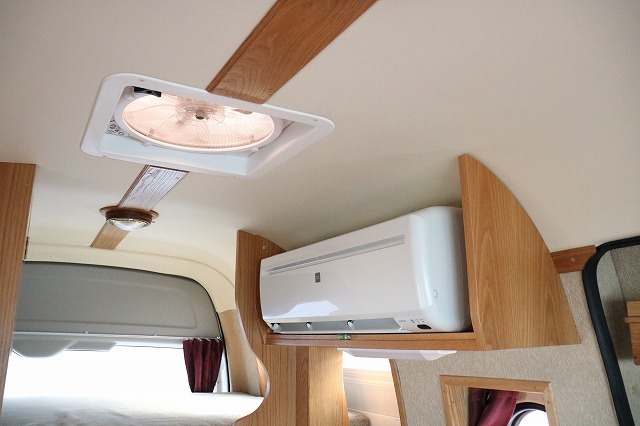 キャンピングカー バンコン ﾊｲｴｰｽ ｶﾄｰﾓｰﾀｰ ZOO 4WD