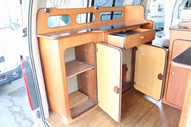 キャンピングカー バンコン ﾊｲｴｰｽ ﾋﾞｰｸﾙ ﾍﾞｯｾﾙ 4WD