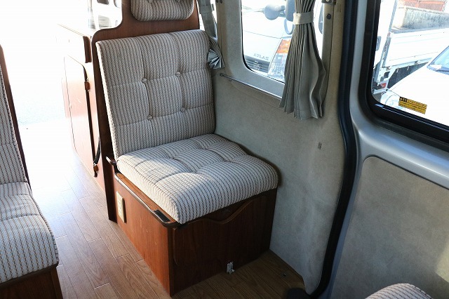 キャンピングカー バンコン ﾊｲｴｰｽ ﾋﾞｰｸﾙ ﾍﾞｯｾﾙ 4WD