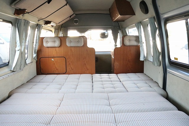 キャンピングカー バンコン ﾊｲｴｰｽ ﾋﾞｰｸﾙ ﾍﾞｯｾﾙ 4WD