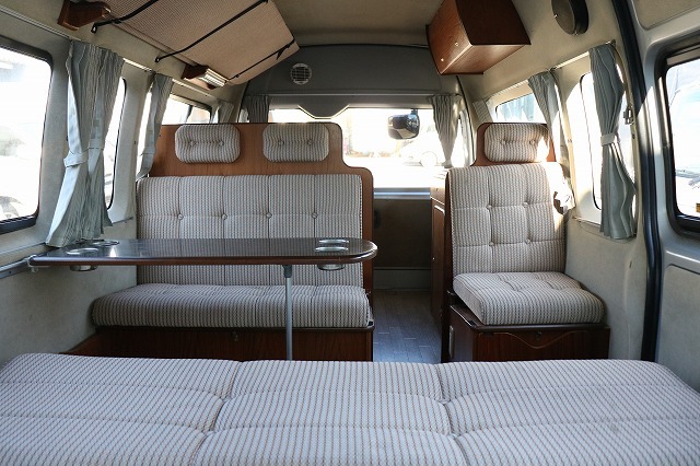 キャンピングカー バンコン ﾊｲｴｰｽ ﾋﾞｰｸﾙ ﾍﾞｯｾﾙ 4WD