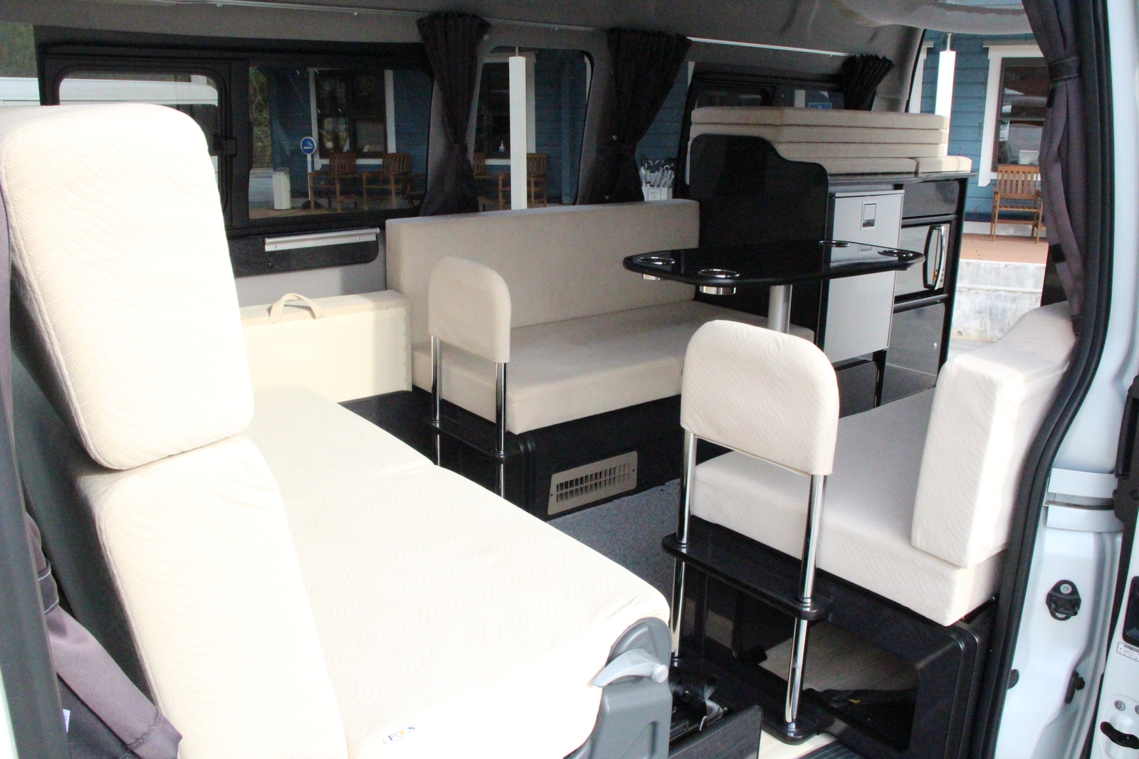 キャンピングカー バンコン ﾊｲｴｰｽ FOCSｱﾘｾﾞ FFﾋｰﾀｰ ﾚﾝｼﾞ 4WD