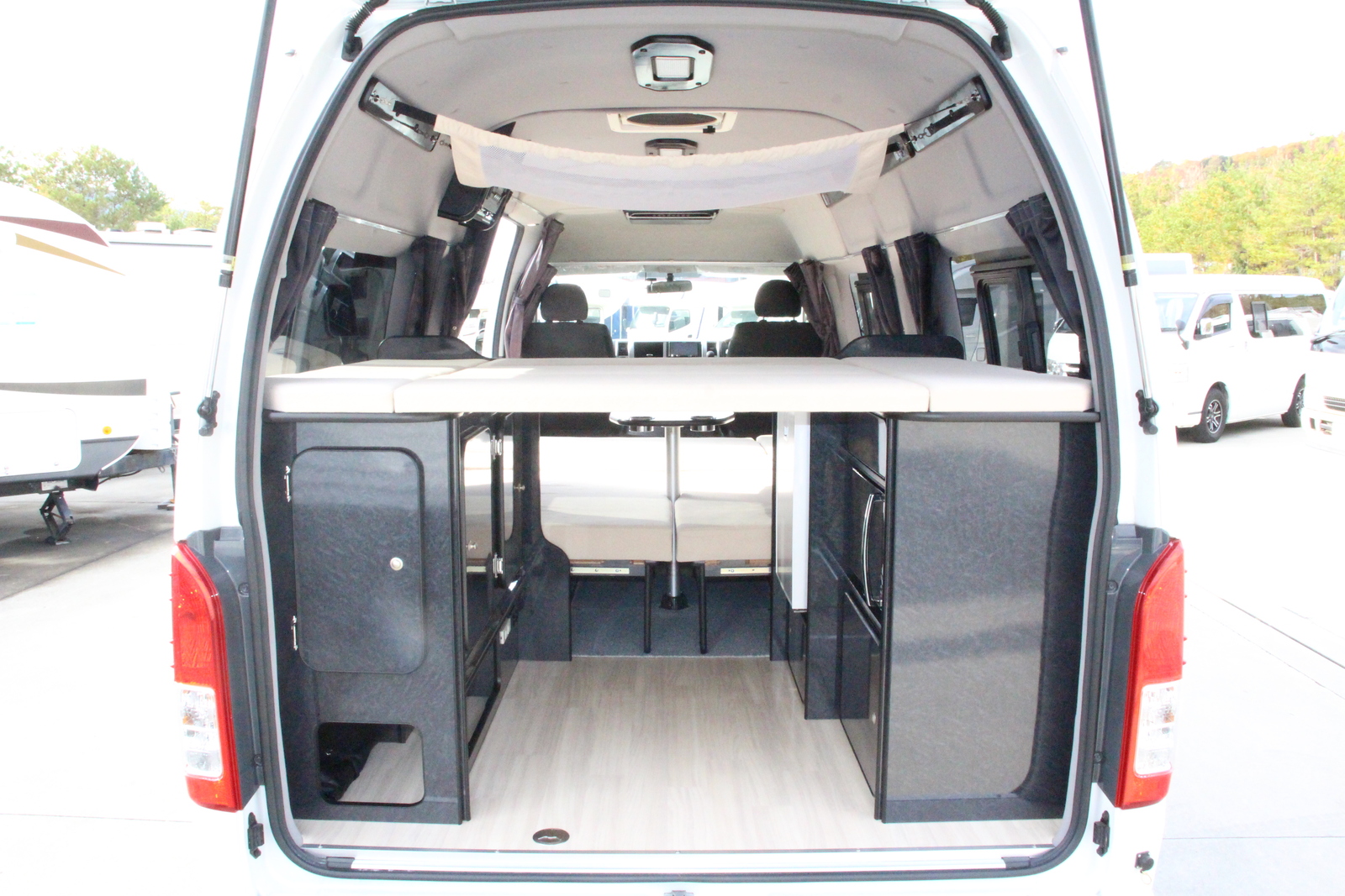 キャンピングカー バンコン ﾊｲｴｰｽ FOCSｱﾘｾﾞ FFﾋｰﾀｰ ﾚﾝｼﾞ 4WD