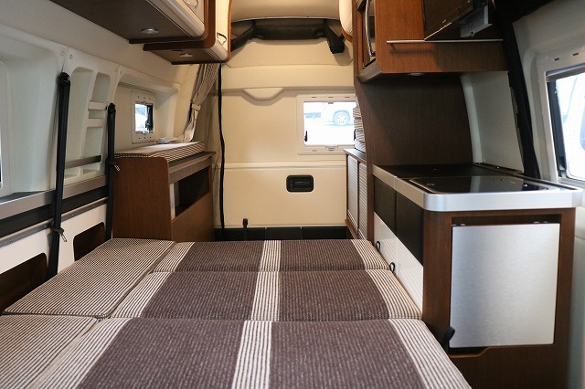 キャンピングカー バンコン ﾊｲｴｰｽ ﾊﾞｰﾃﾞﾝｸﾞﾗﾝﾃﾞ ｱﾙﾀﾓｰﾀﾞ 4WD